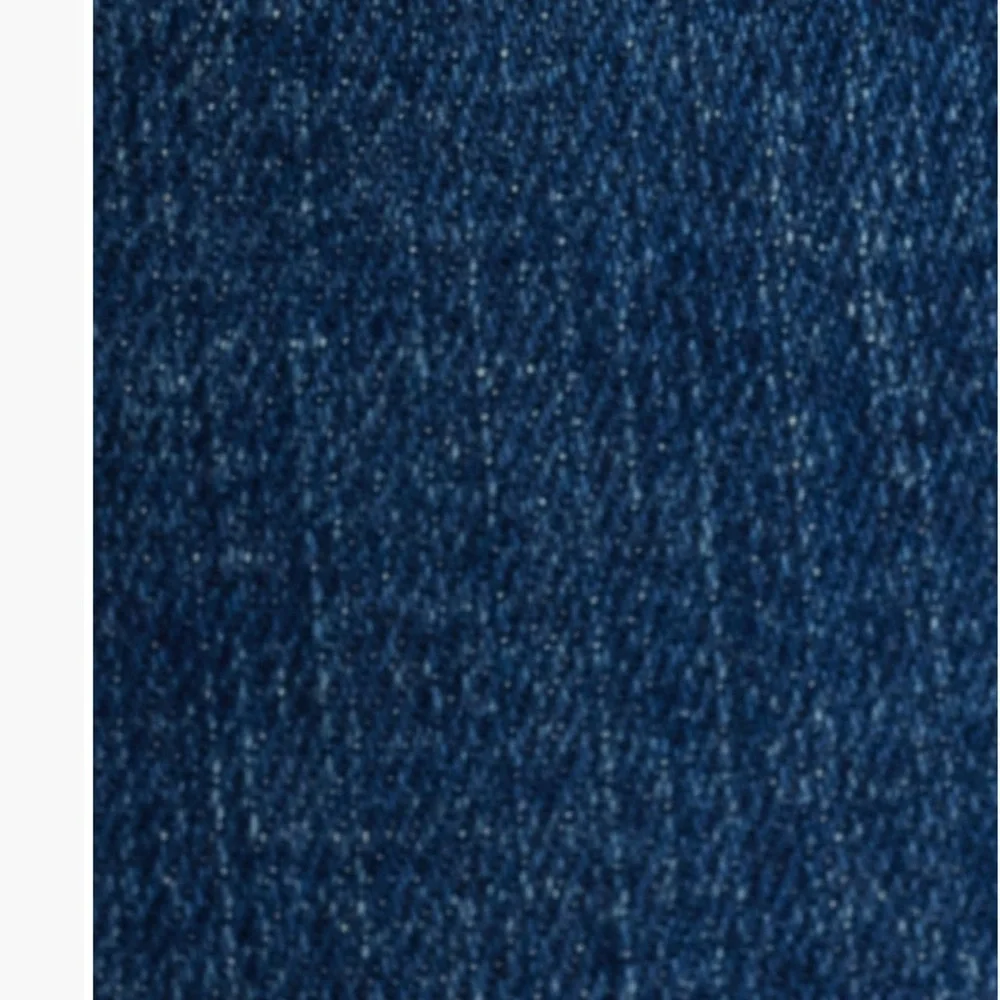 FRAME Le Garçon Low Rise Slim Leg Jeans - Medium Wash. Size 31. NWT